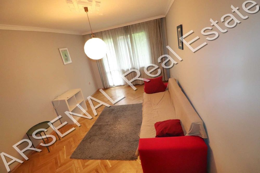 Дава се под наем Тристаен апартамент в София, Център - 110 кв.м за 687.99 € - Снимка #1