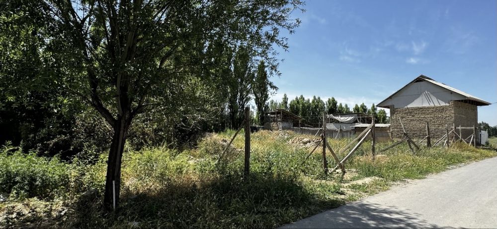 Bog'ishamol Yo'l bo'yiga yaqin 4-Sotix Yer Sotiladi. Йер Сотилади.