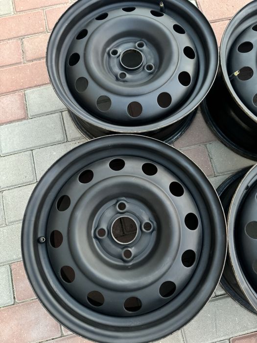 Продам диски на Рио Акцент