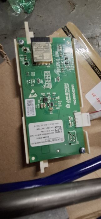 Бойлер Ariston VELIS WIFI 80 EU V/H, 80л, 1.5kW,