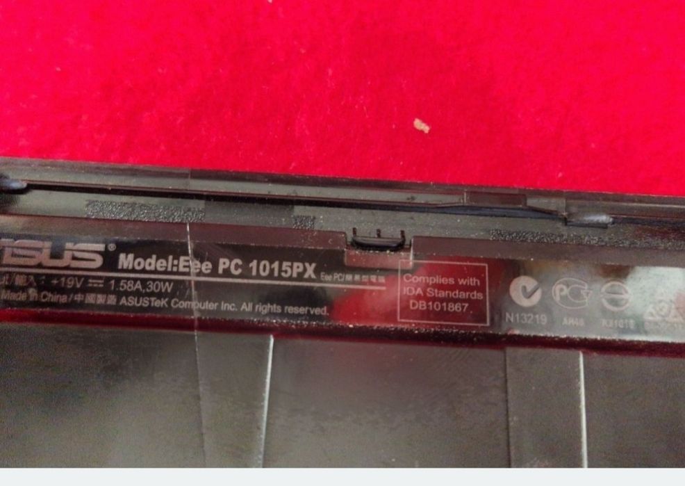 Mini laptop perfect funcțional
