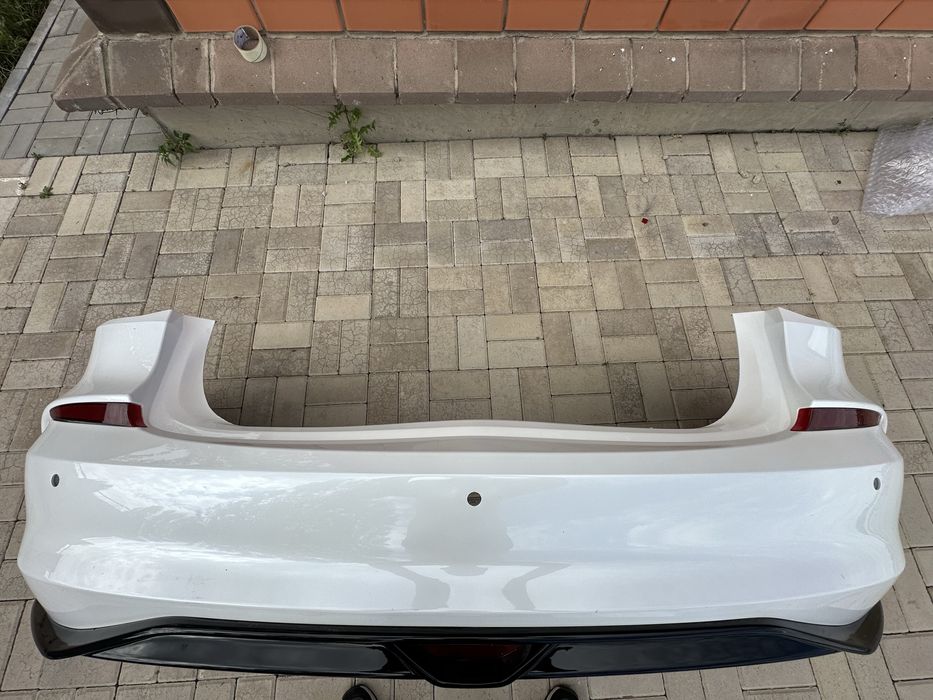 Задний бампер на Chevrolet Monza