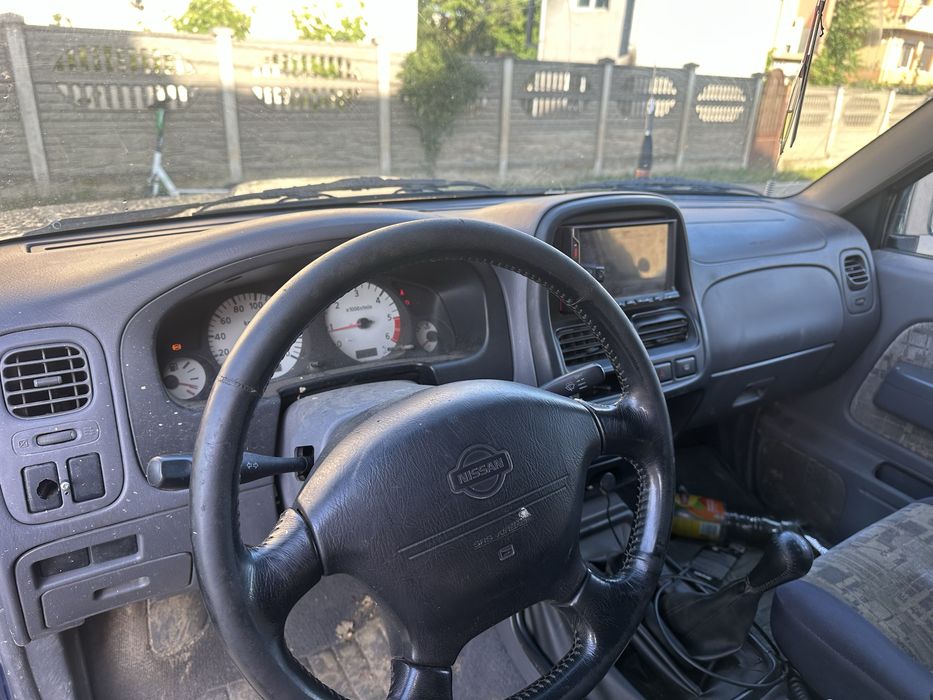 Nissan Navara  2.5 pe pinioane