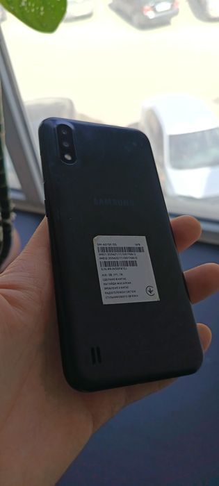 Самсунг А01 продам