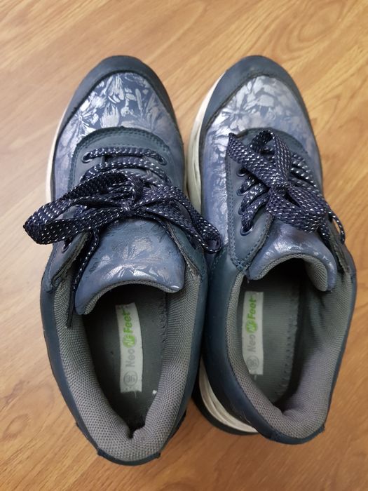 Ботинки на девочку