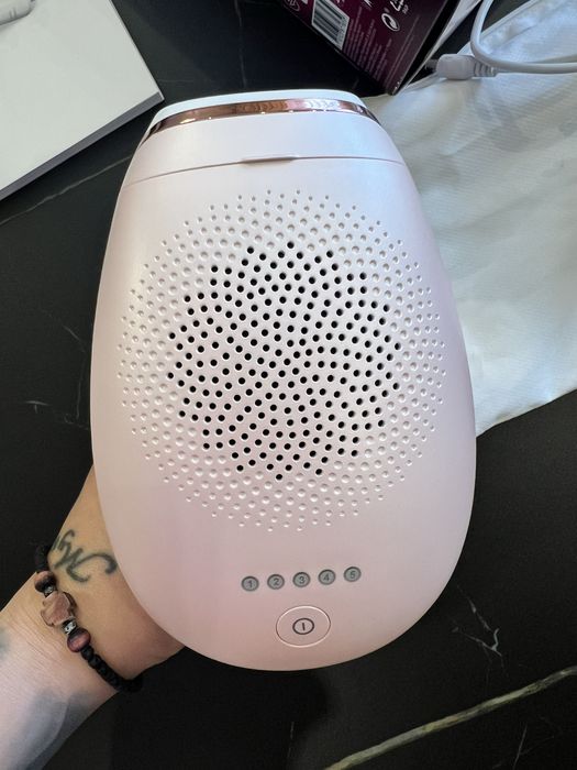 Фотоепилатор Philips Lumea Advanced
