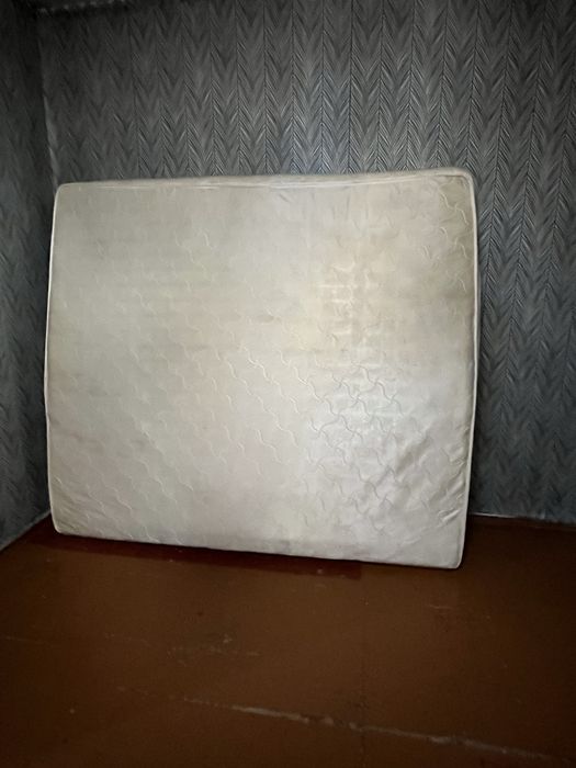 Отдам даром разную мебель