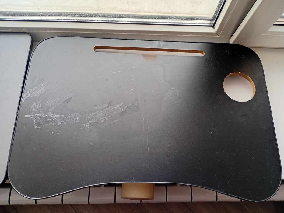 Столик напольный для ноутбука