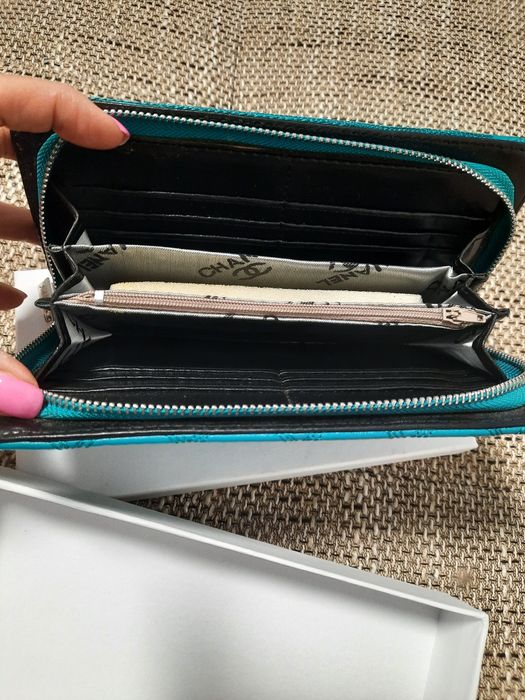 Дамско портомоне