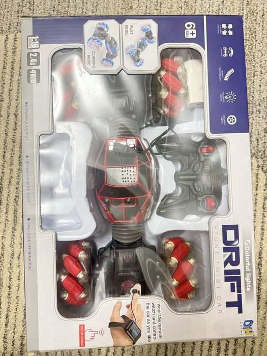 Перевертыш Машинка на радиоуправлении и управлении жестами