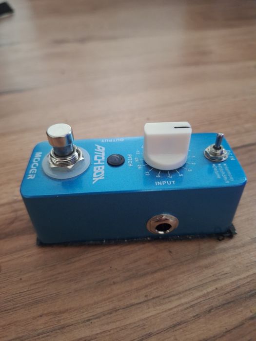 MOORE Pitch Box китарен ефект