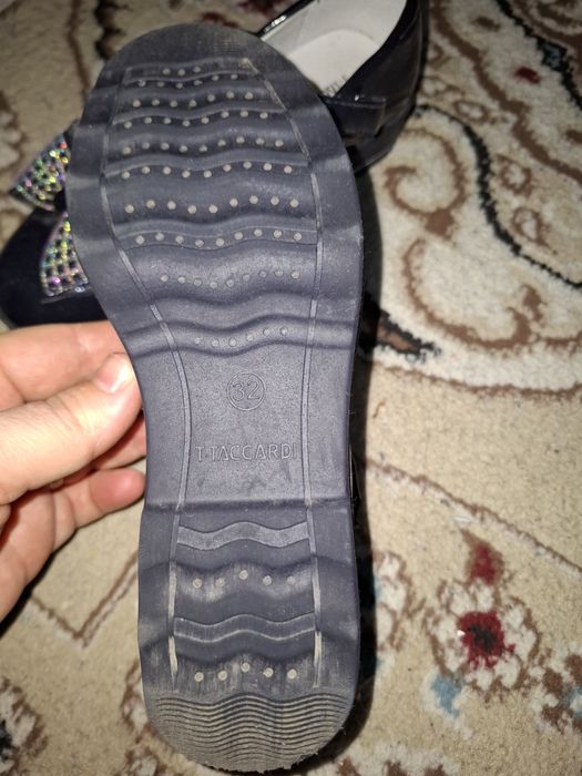 Продам туфельки детские