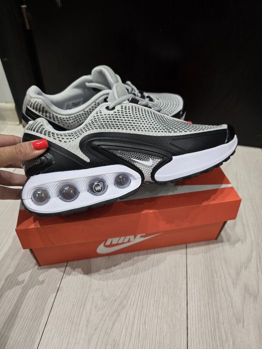 Adidas Nike TN  , DN