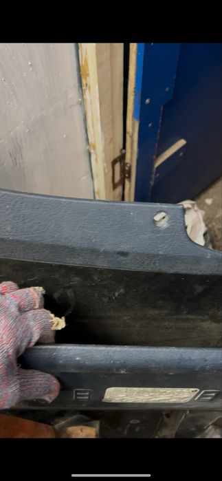 Запчасти на ауди 80 б3