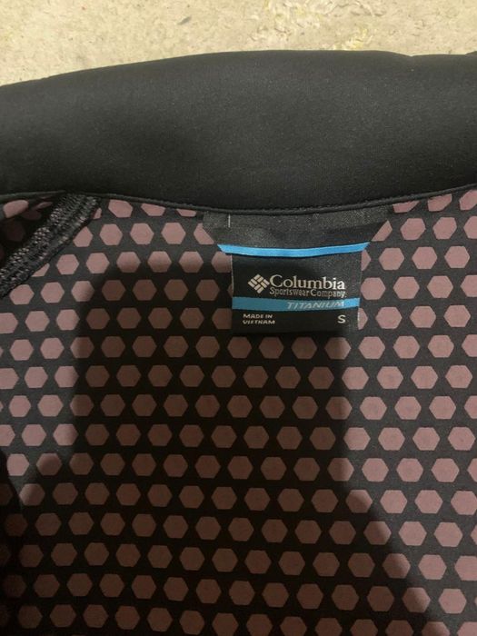 Продаваться кофта оригинал