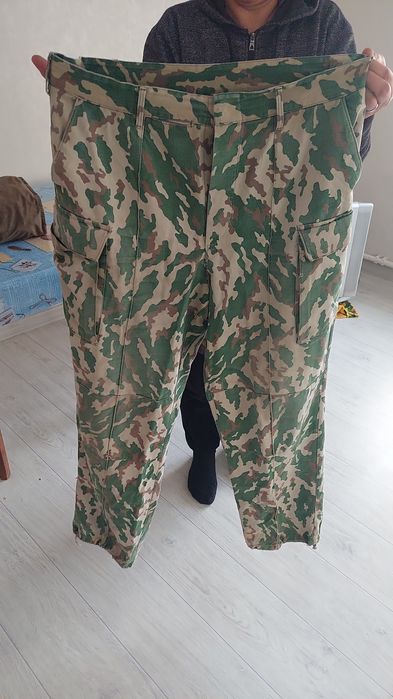 Рубашка и брюки как военки