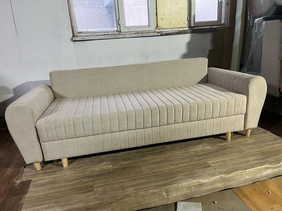 Продается новый диван,