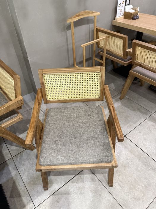 Продам стулья для дома и кафе