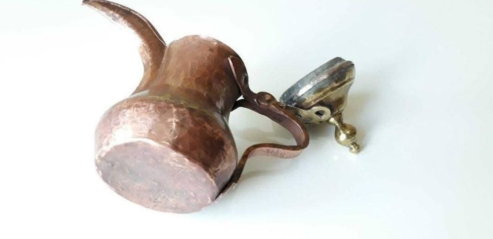 Cafetiera din cupru si alama Dallah Orientul Mijlociu,handmade