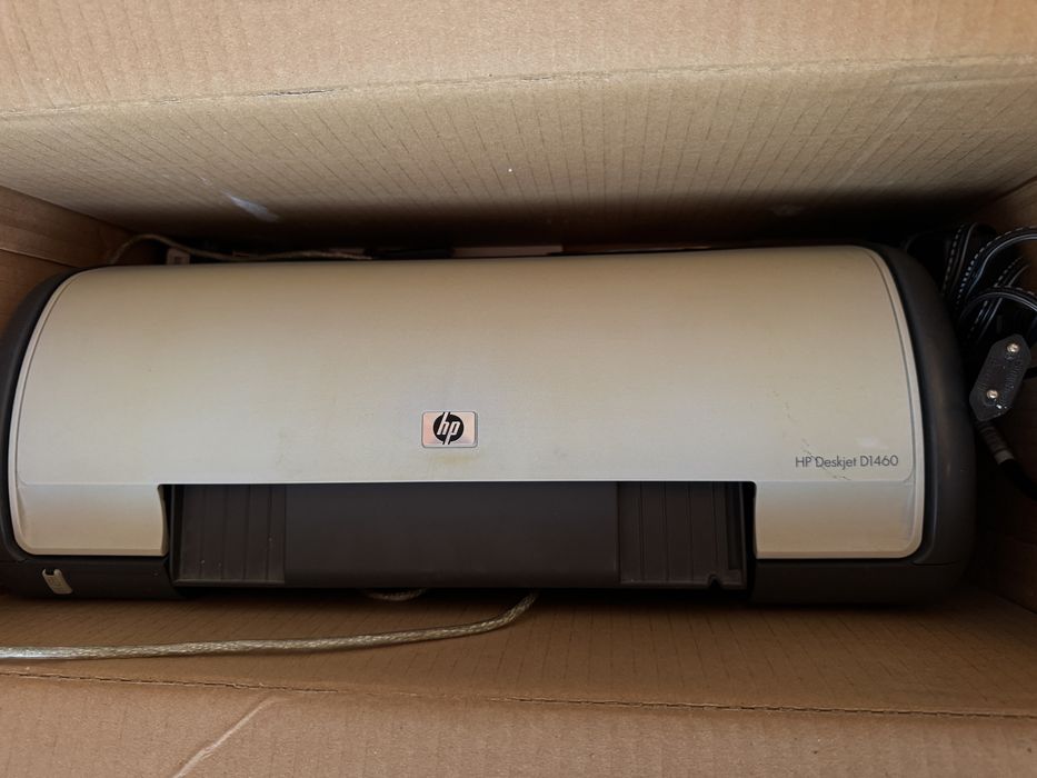 Цветной принтер HP