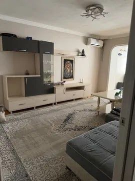 Срочно! Квартира на Ц1-Блек стар бургер 3/4/4 общ пл 75м с обстановкой