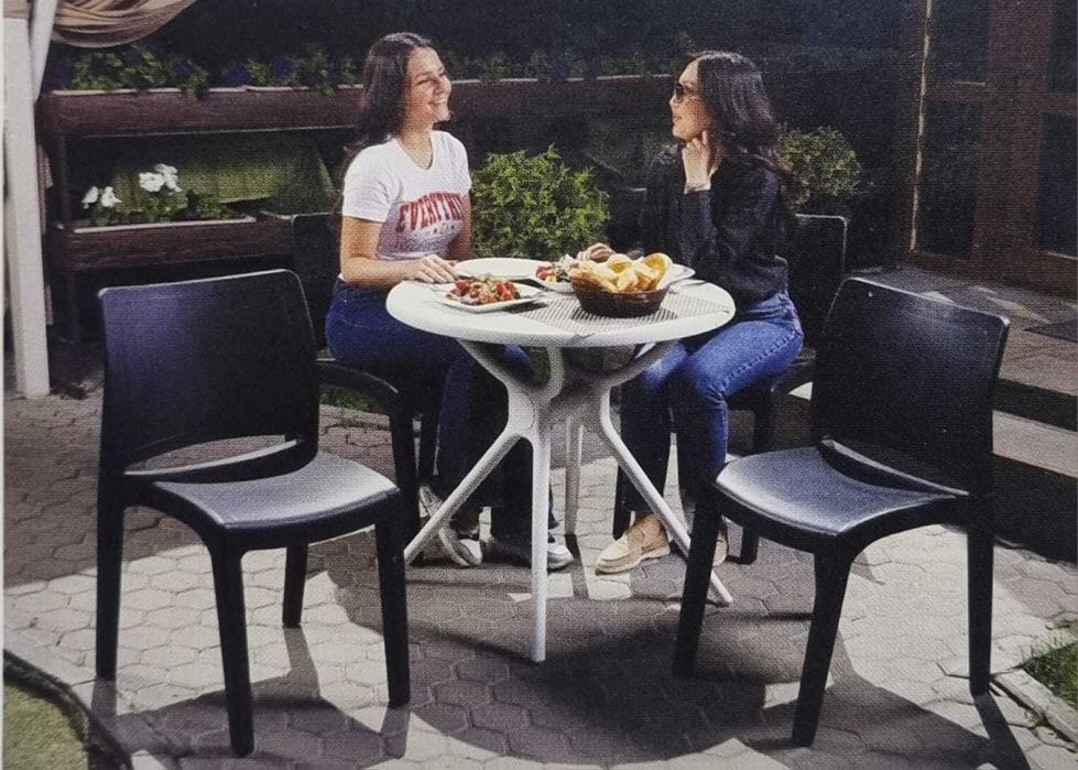 Стул пластиковый "ТИМ "