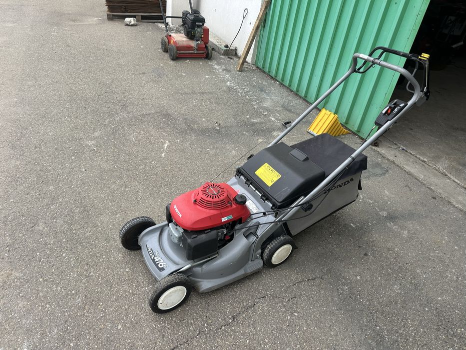 Masina de tuns iarba gazon honda 5 cp