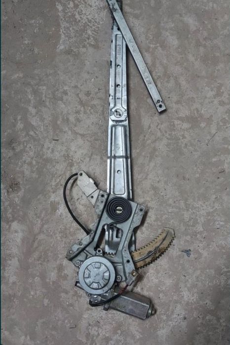 Делика булка запчастей