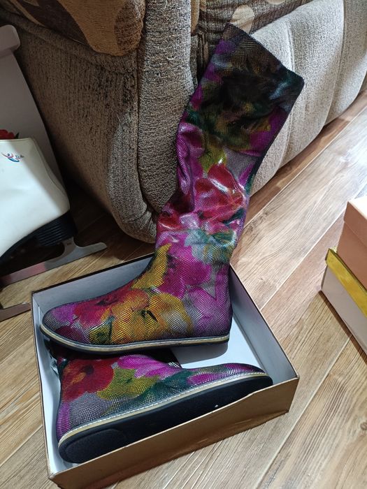 Продам обувь, новая