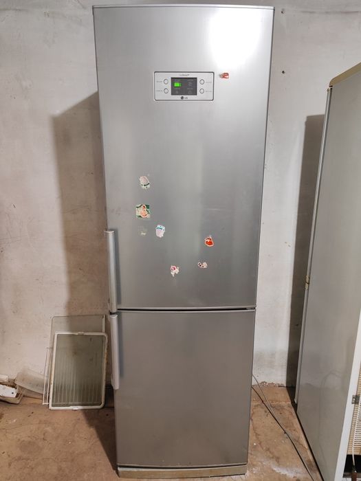 Холодильник рабочий