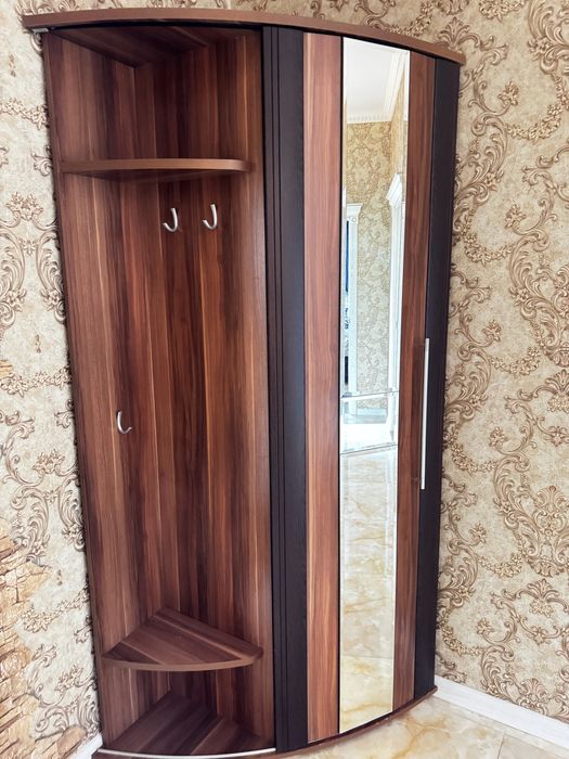 угловой шкаф для прихожей