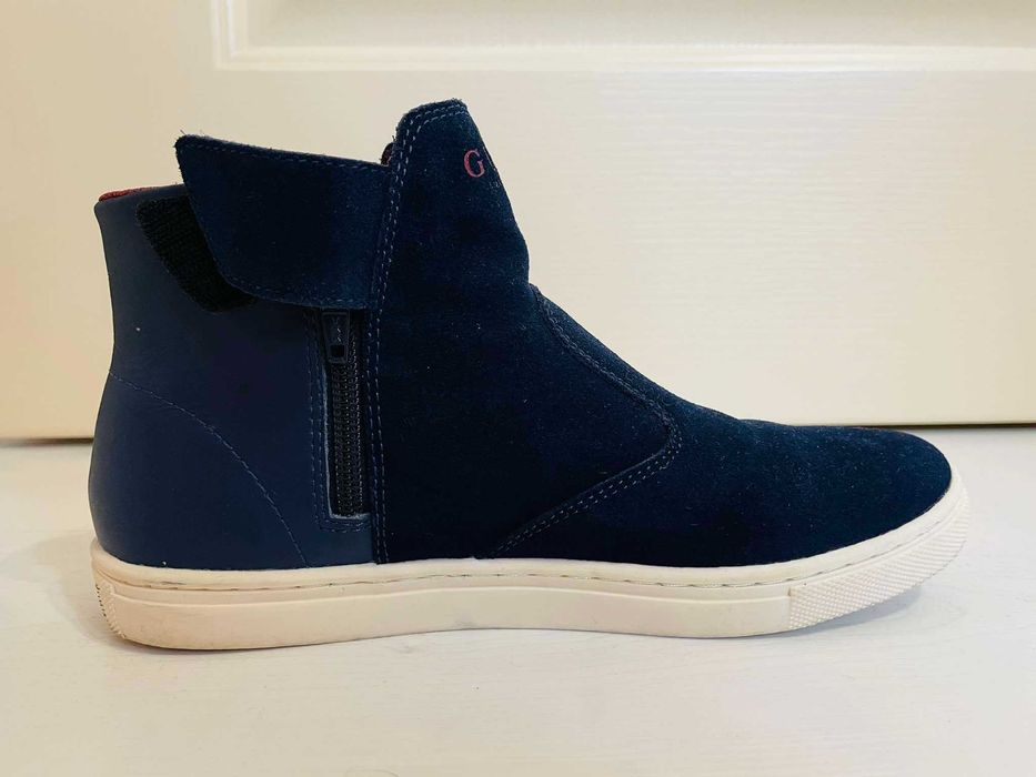 GUESS оригинални боти от Англия