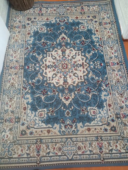 Продам ковёр 140*200