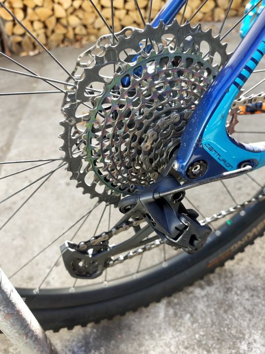 Xc карбонов влосипед centurion  backfire 29 L рамка