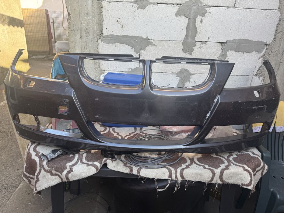 Bara BMW e90 NFL ,  OEM cu mici defectiuni