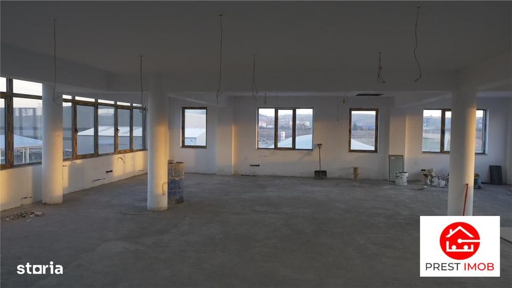 Se inchiriaza spatiu cu caracter multifunctional, in zona Mureseni