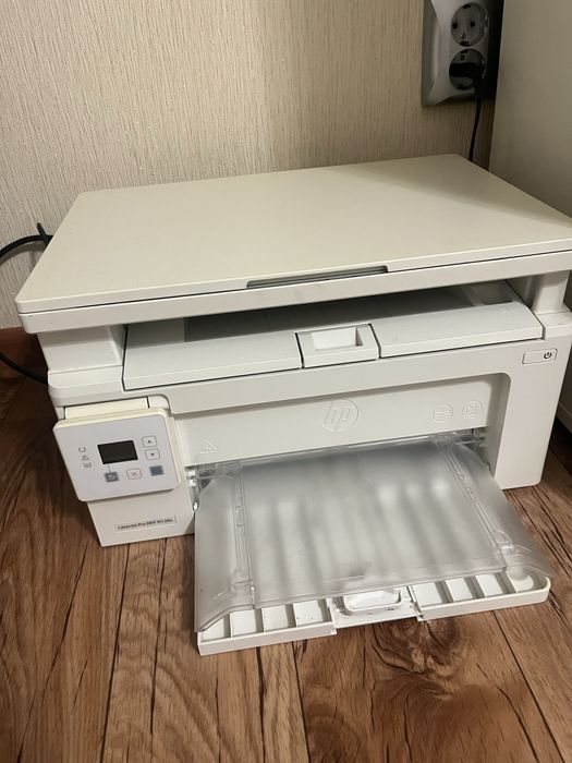 Продам принтер HP лазереный