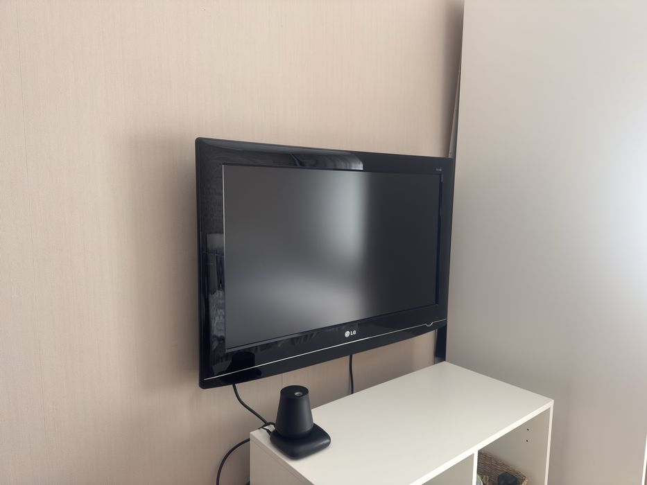 Телевизор LG 80см !ТОП СЪСТОЯНИЕ!