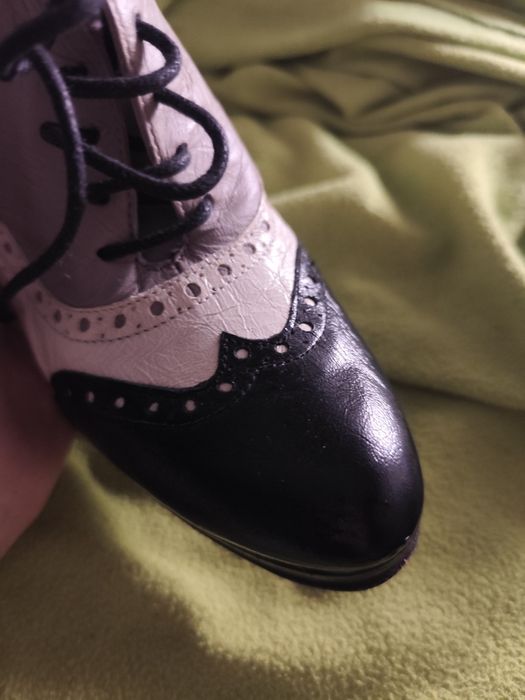 Дамски италиански кожени обувки 36н