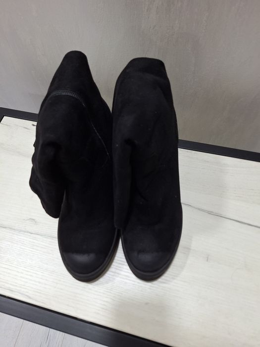 Сапожки замшевые