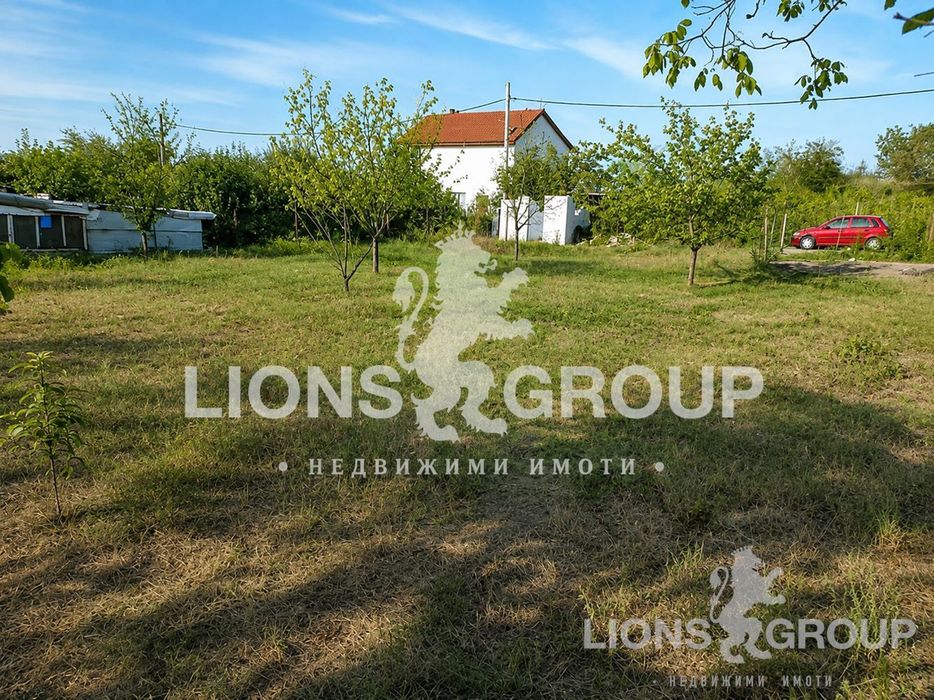 Парцел в Варна-Владиславово площ 730 цена 103600