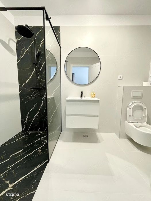 Apartament spatios cu o camera, 38 mp, balcon, zona Teilor