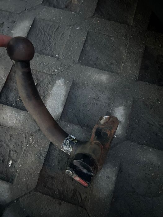 Теглич nodal  БМВ е 60