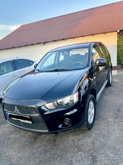 MITSUBISHI Outlander 2011 — imagine 2
