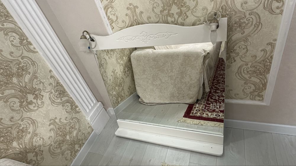 Срочно Продам зеркало для ванны