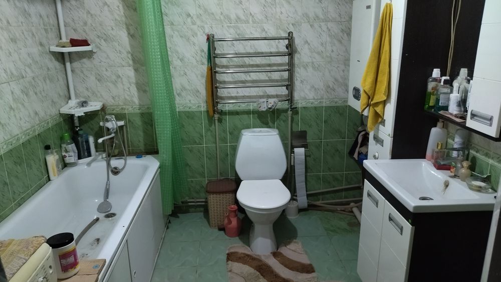 Дом, 50 соток земли.