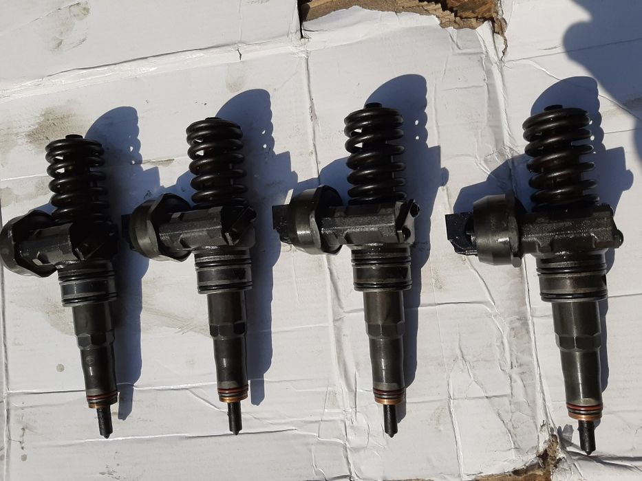Injectoare cod CU 2.0tdi 140cp Vw Passat B6/Golf 5/Jetta/Octavia 2/Eos