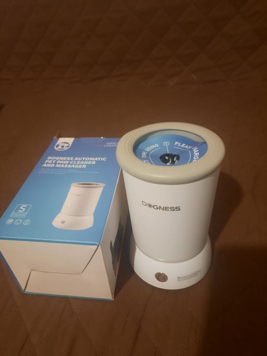 Curățător electric pentru lăbuțele prietenului patruped  reîncărcabil USB 360°