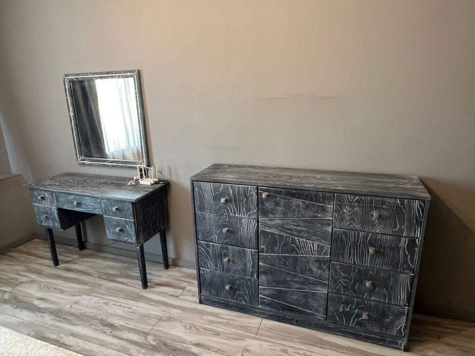 Продам спальный гарнитур