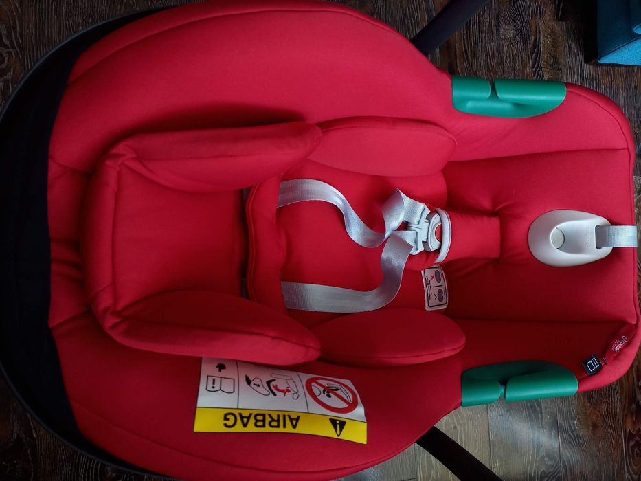 Scaun auto CYBEX Aton B2 i-Size, 3 puncte, 0-13kg, rosu-negru